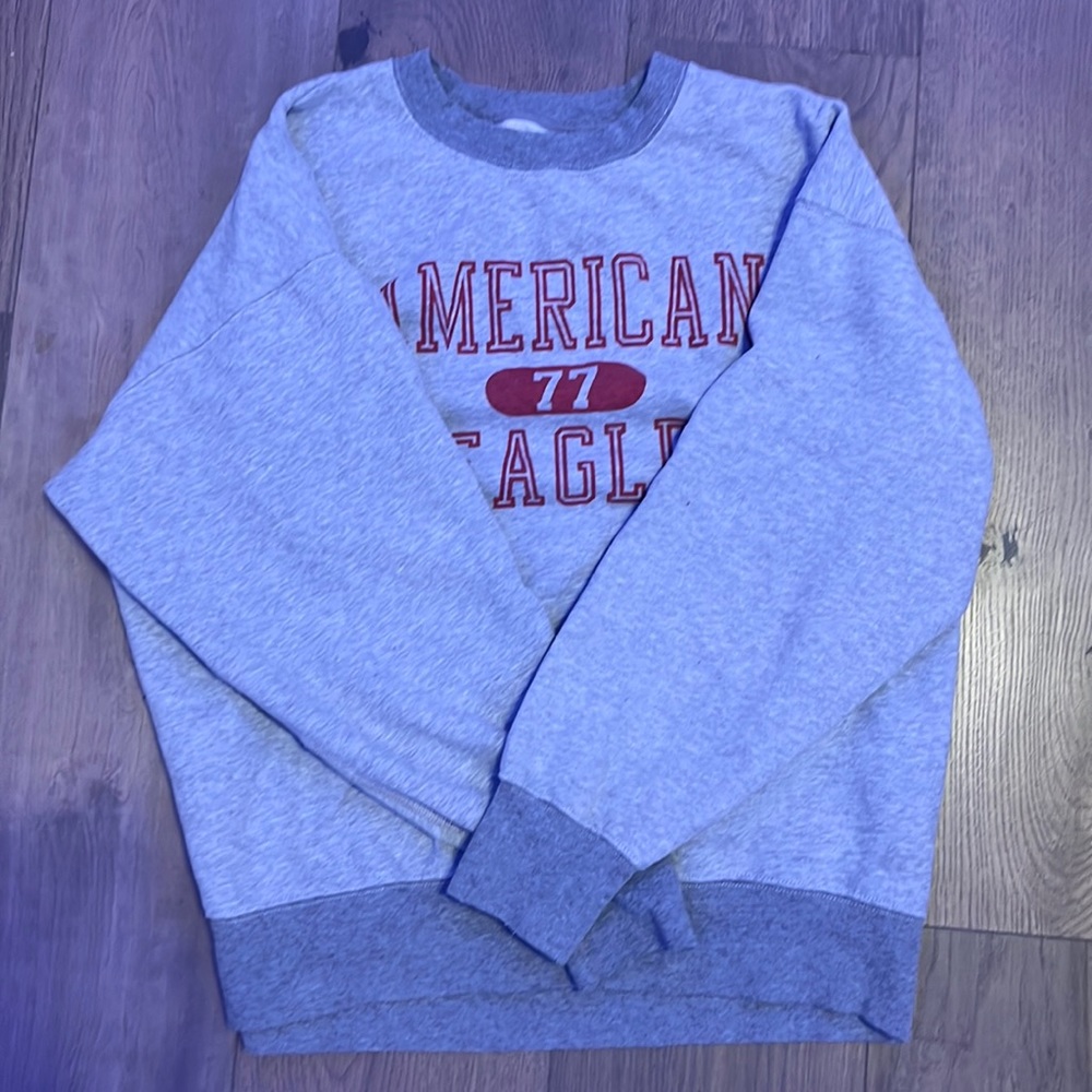 American eagle sweatshirt ⚠️sold do not buy⚠️